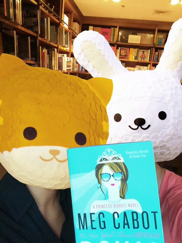 alignright coco-izzie-selfie-meg-cabot