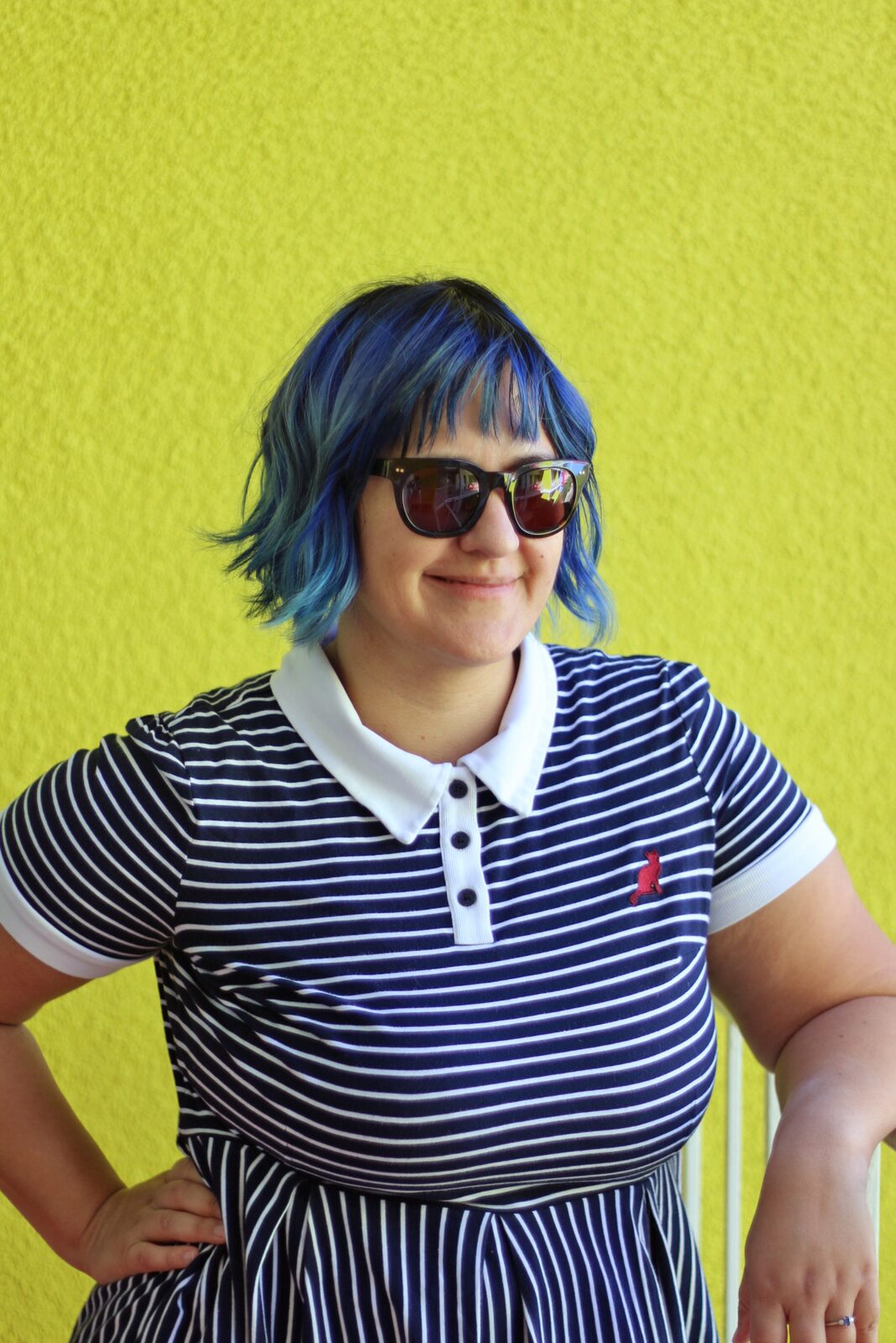 How To Take Photos With Solid Colorful Backgrounds