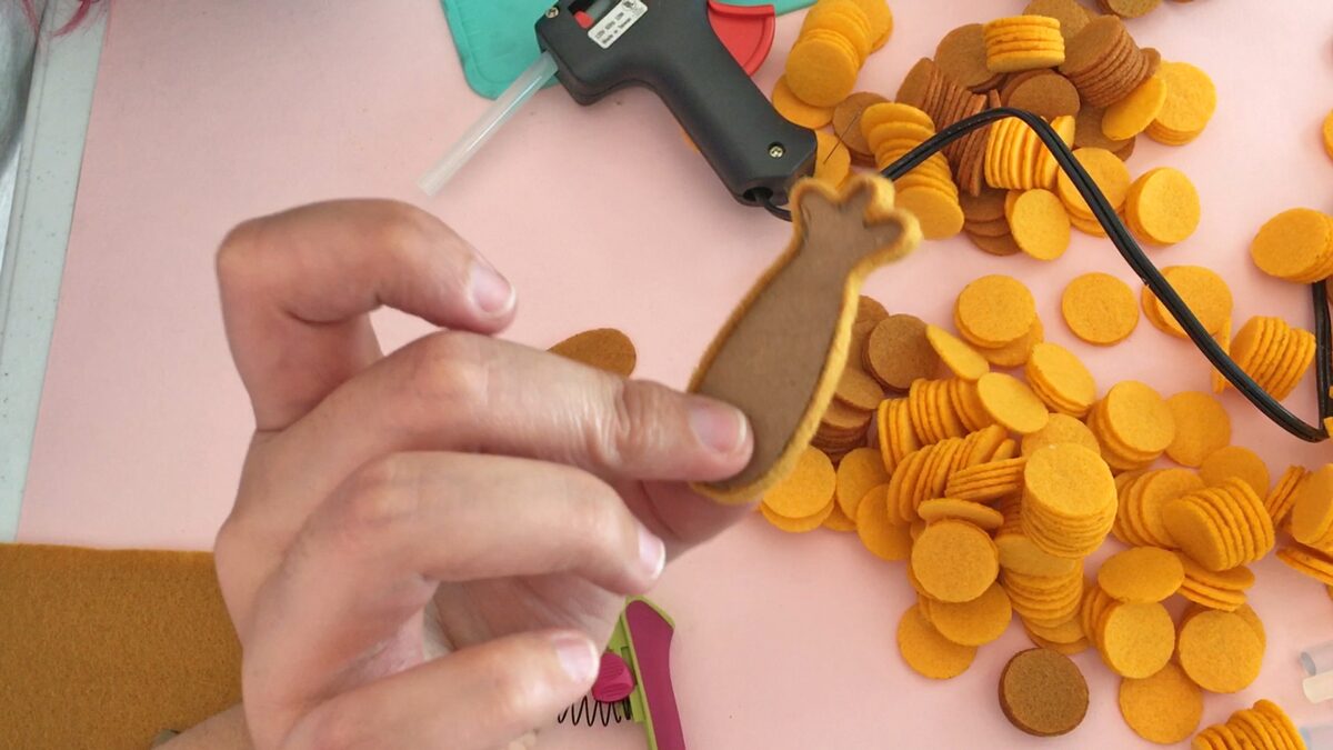 How to make a felt dinosaur bag tutorial
