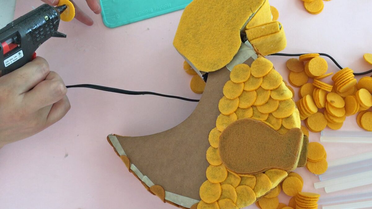 How to make a felt dinosaur bag tutorial