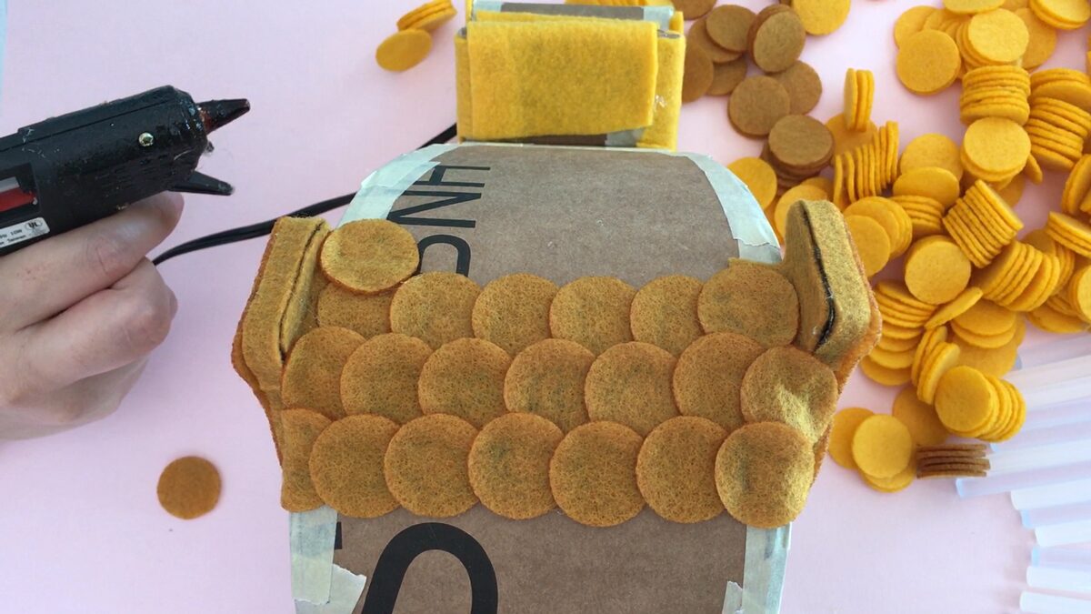 How to make a felt dinosaur bag tutorial