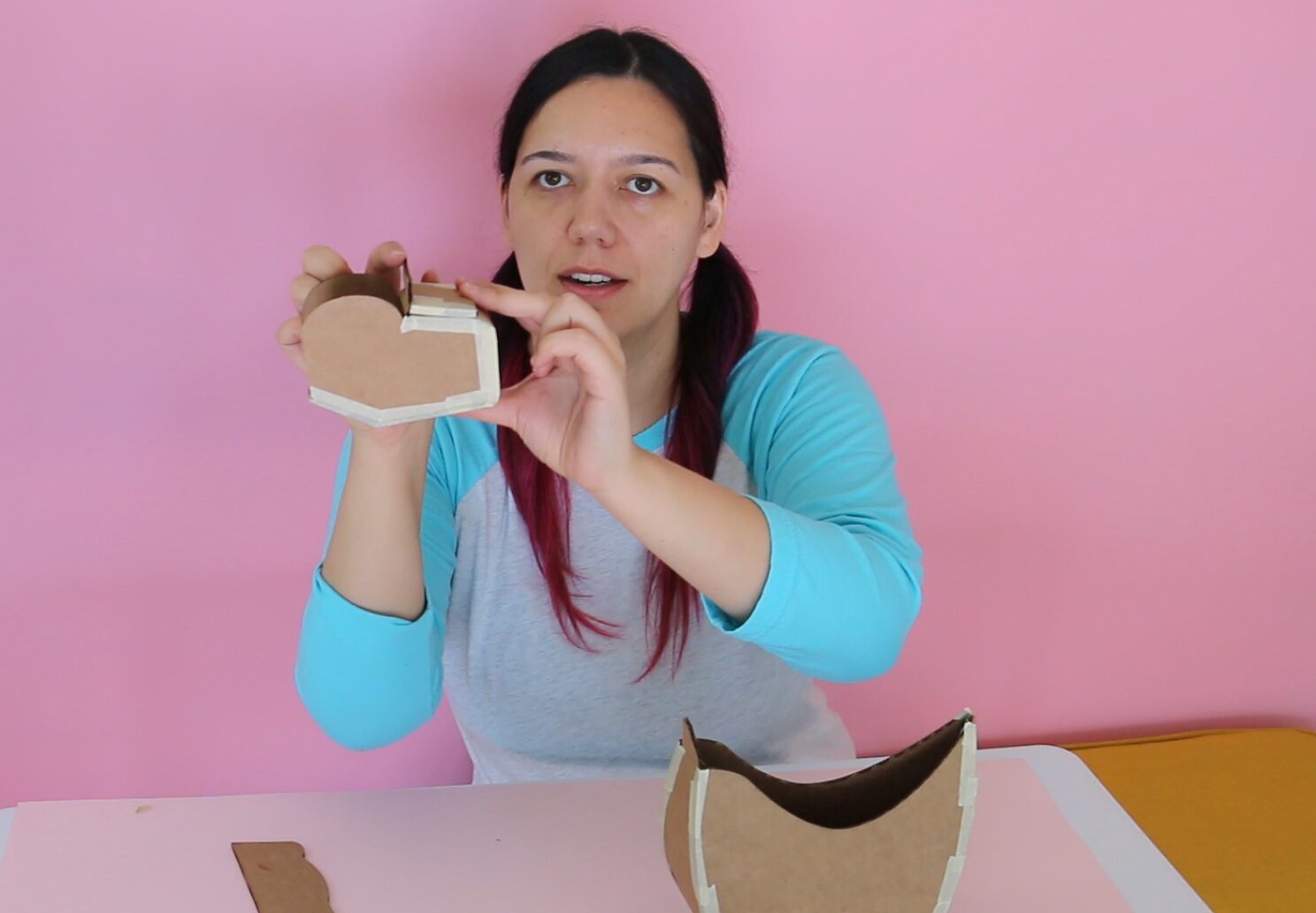 How to make a felt dinosaur bag tutorial