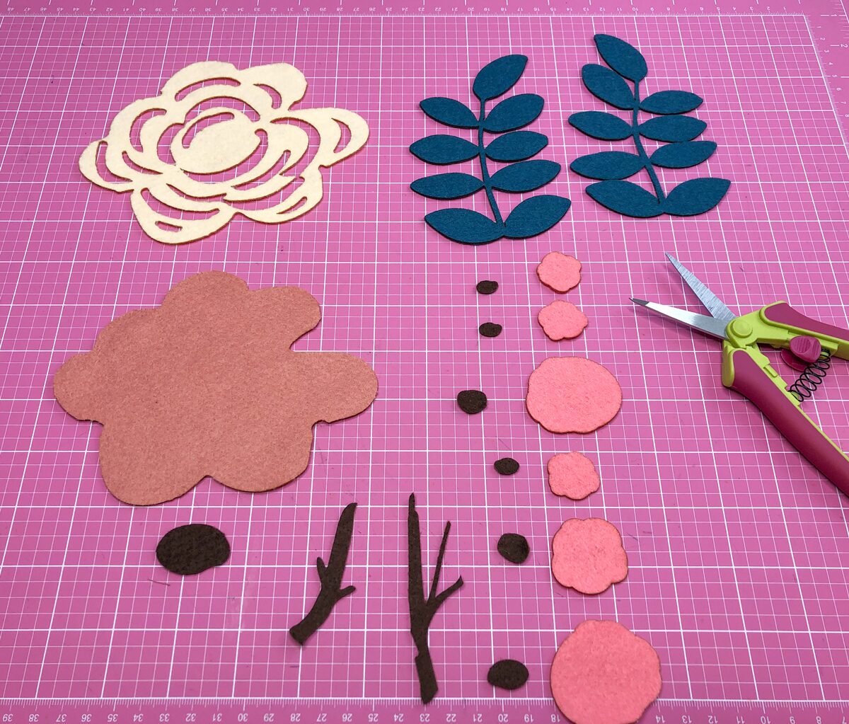 Step 2: Cut Pattern in Felt Pieces